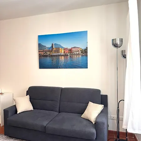 Dolcevita A Centro Con Garage 90mq Riva del Garda